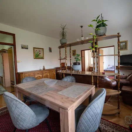 Zen Apartman *